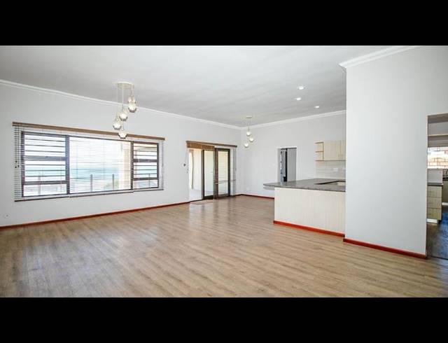 5 BEDROOM HOUSE FOR SALE IN JONGENSFONTEIN